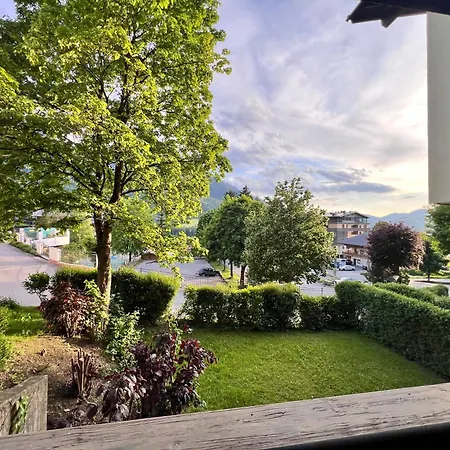 Apartment 8 Grüner Baum *